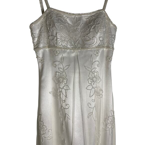 Jovani Elegant White Dress - Picture 12 of 14